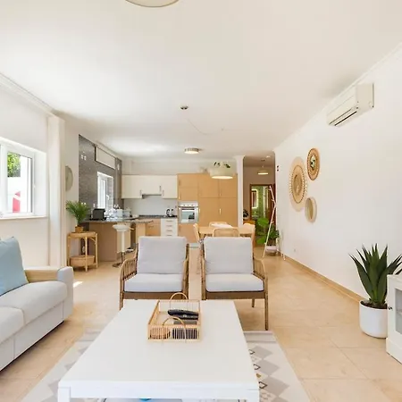 Ancora Seaside With Pool Appartement Lagos